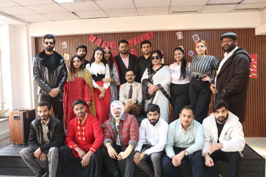 «Роэль Метрополитен Университет» билим берүү мекемесинде Каармандар күнү белгиленди